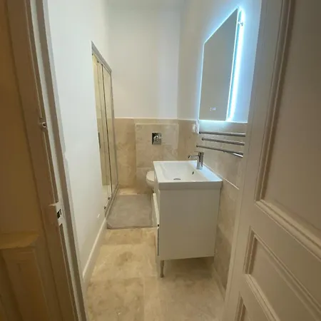 M Carca * カルカソンヌ